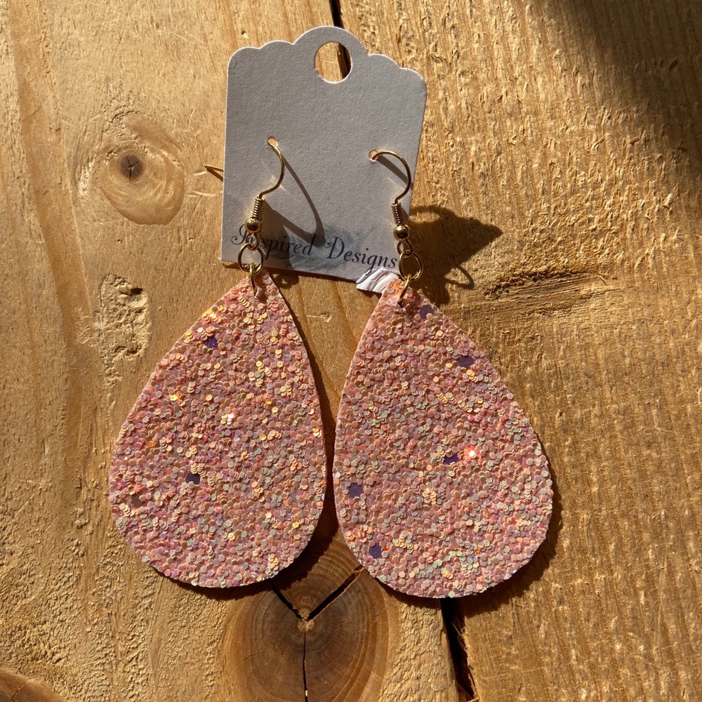 3 for $25 Handmade Pink Sparkly Leather Earrings - Picture 1 of 1